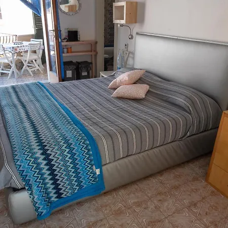 Il Giardino Di Tatiana & Breakfast Bed & Breakfast La Maddalena (Sassari)