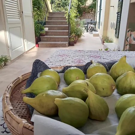 Il Giardino Di Tatiana Bed and breakfast