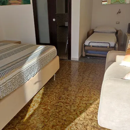 Il Giardino Di Tatiana Bed and breakfast 3*